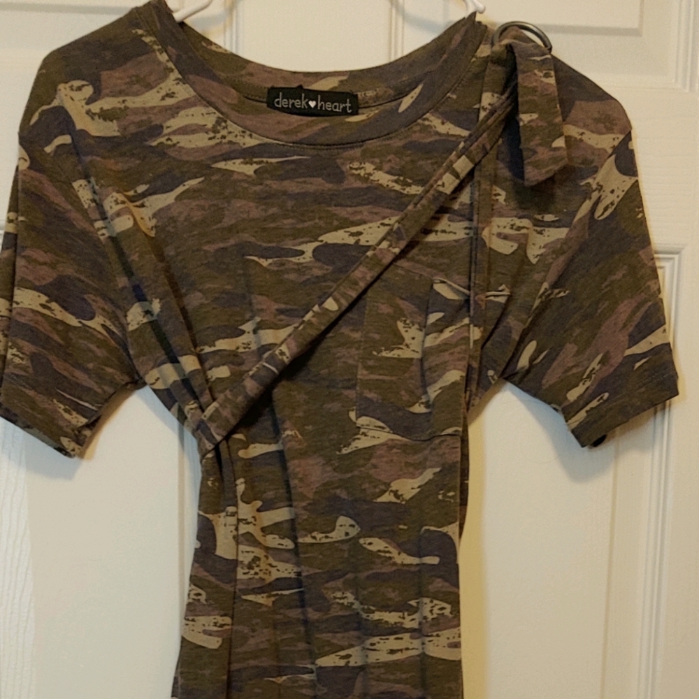Camouflage t-shirt dress with belt